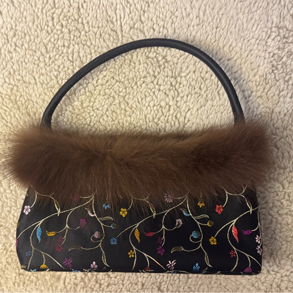 Farnell Paris embroidered bag - Picture 1 of 3